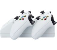 Зарядна станция VENOM за 2 Xbox One контролера + 2 батерии с капацитет 700 mAh